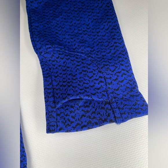 Athleta Flurry Peak Turtleneck Top Tanzanite Blue M - Picture 8 of 10